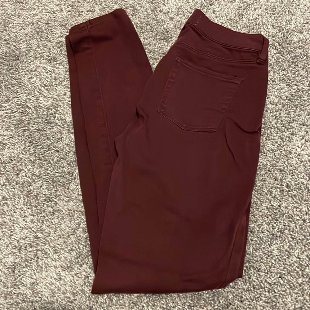 Bullhead size 26 jegging high waisted pants maroon